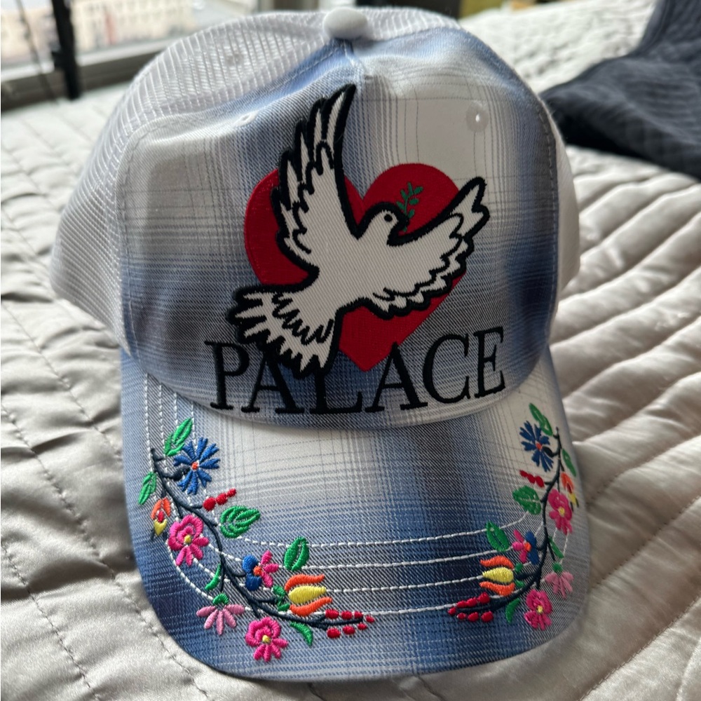 Palace hat brand new